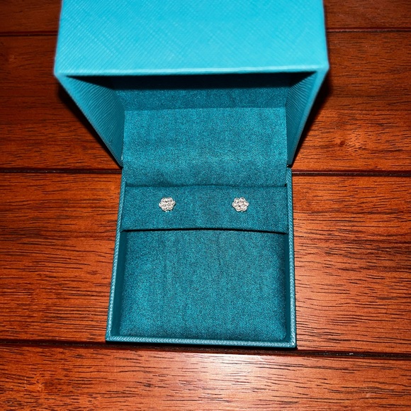 Effy Diamond Bouquet Stud Earrings (New) - Picture 5 of 6